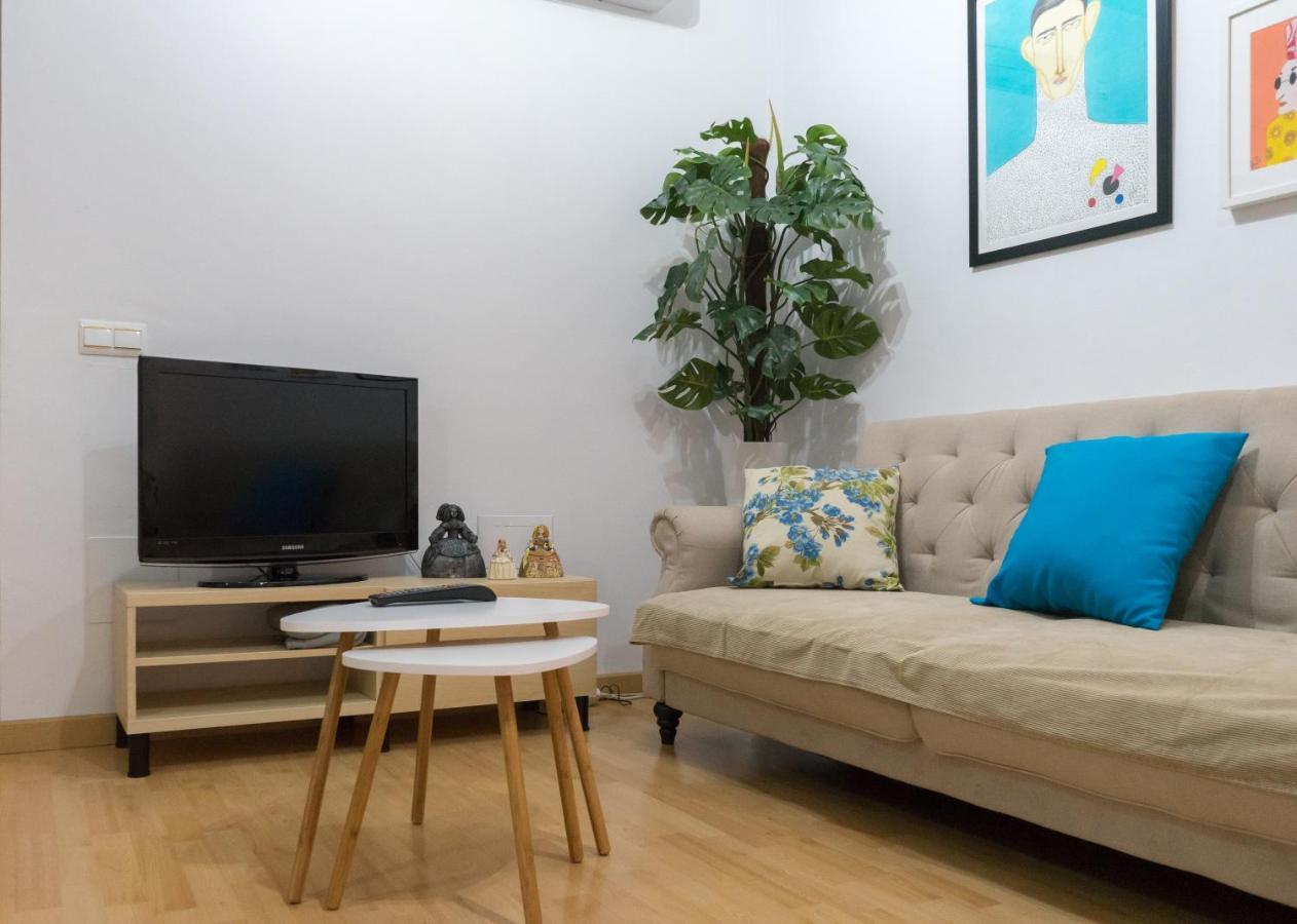 מאלגה Two Rooms La Basilica מראה חיצוני תמונה