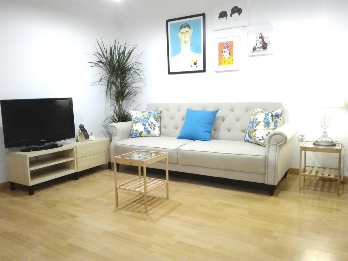 מאלגה Two Rooms La Basilica מראה חיצוני תמונה